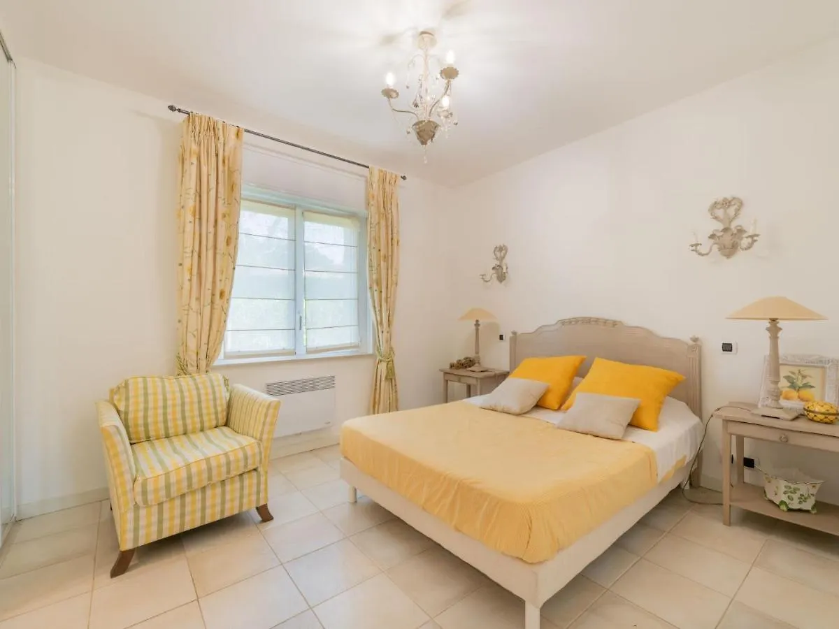 Villa Les Mures Mures By Interhome Grimaud